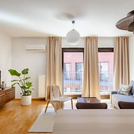 Wygodny Apartament Przy Dworcu Krakow Exterior photo
